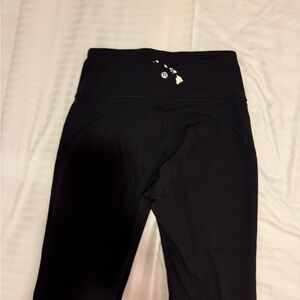 🖤Rare Hawaiian Island design lululemon align groove flare leggings